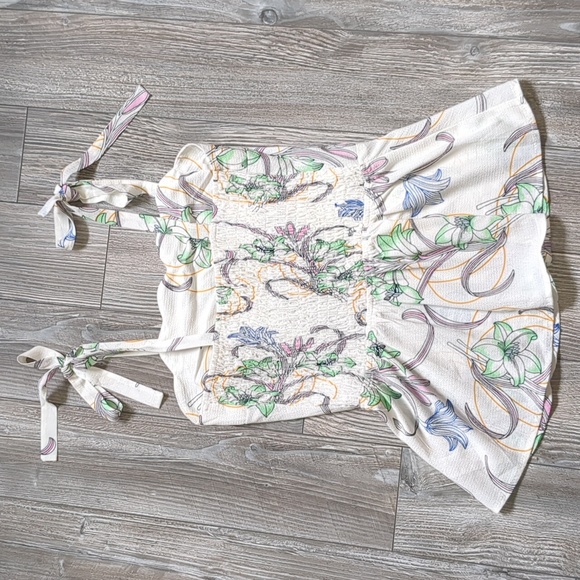 Monteau Floral Peplum Tank Small - Picture 2 of 2